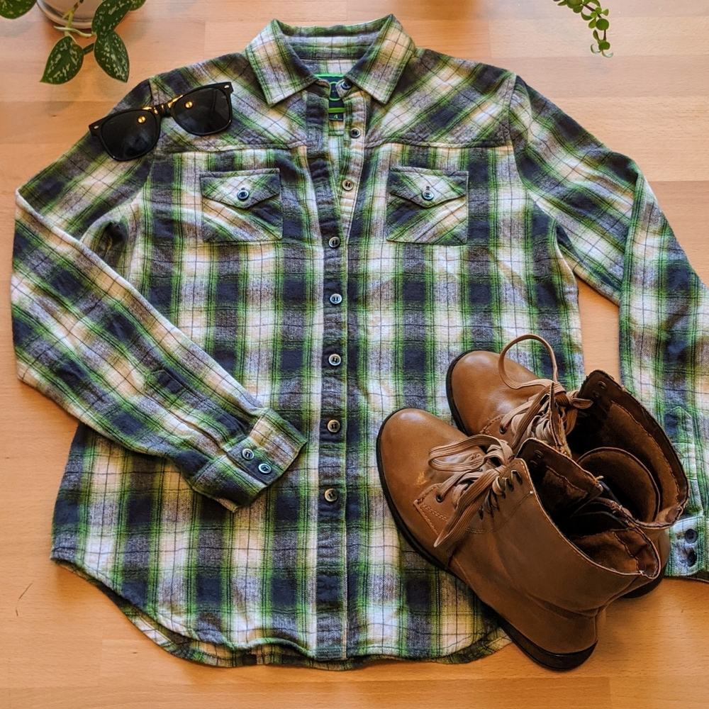 C. Wonder form fitting flannel